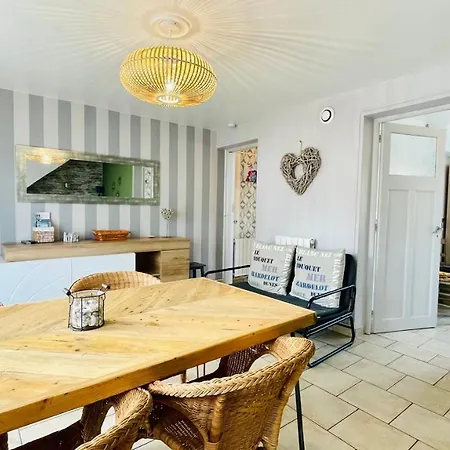 A Quelques Pas De La Avec Jardin *